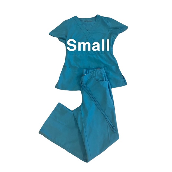 Grey's Anatomy Tops - Greys Anatomy Sky Blue Scrub Set Small